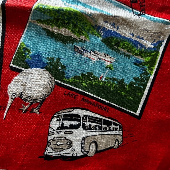 New Zealand Tourist tapestry - Picture 3 of 5